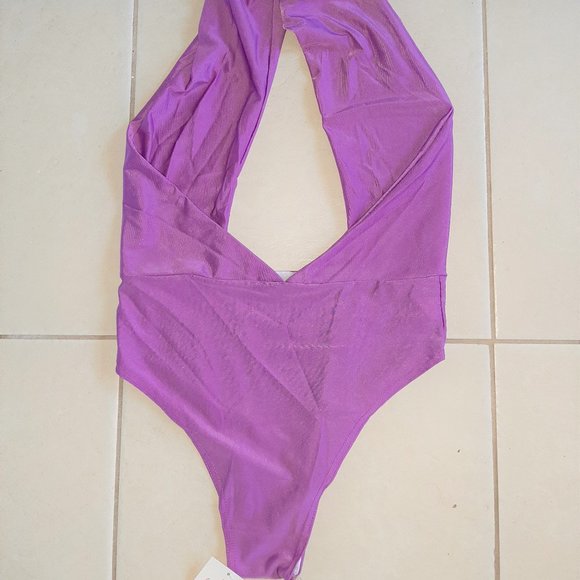 New Beautiful Elegant Monokini. - Picture 11 of 13